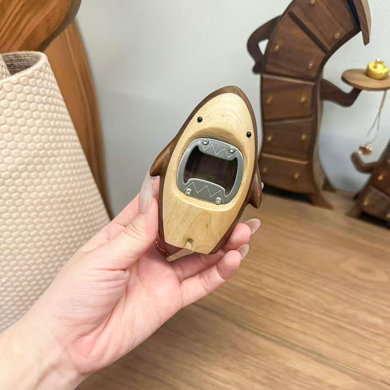 Creative Wooden Shark Bottle O - Kitchen Gadgets To Gift のレビューと価格