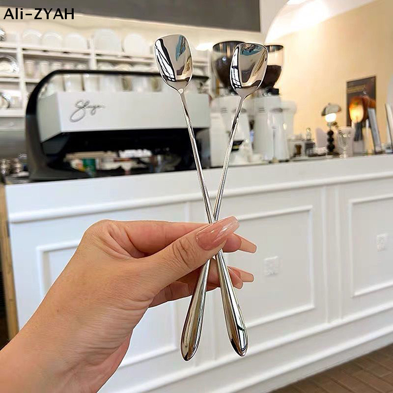 【Z】Stainless Steel Round Spoon - Kitchen.Gadgets With A Z のレビューと価格