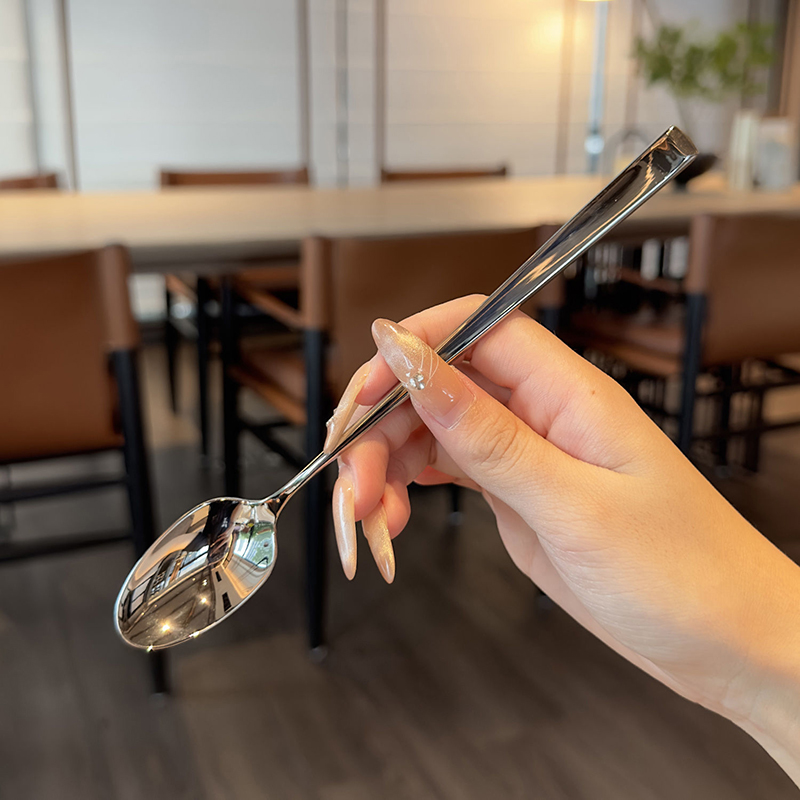 Korean Stainless Steel Spoon L - Korean Kitchen Gadgets のレビューと価格